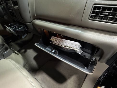 Used 2001 Ford Excursion Limited image 85