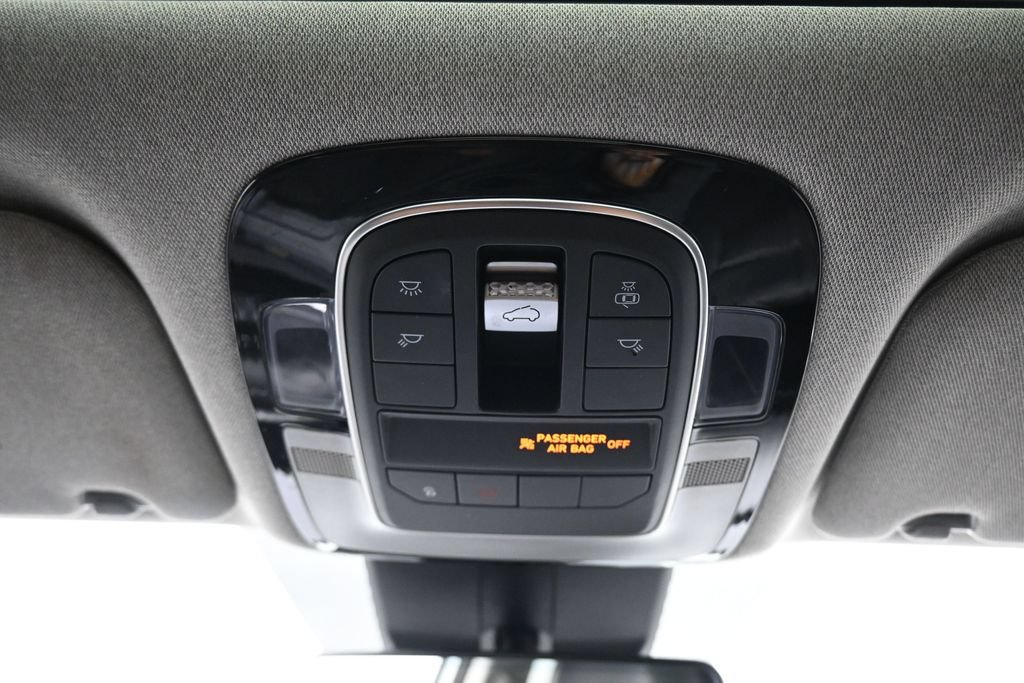 Used 2021 Hyundai Santa Fe Limited w/ Cargo Package AWD/4WD image 31