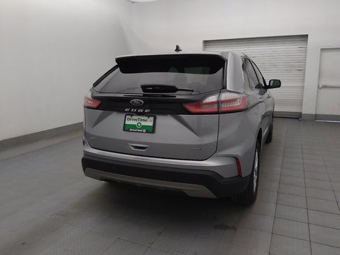 Used 2023 Ford Edge SEL image 7