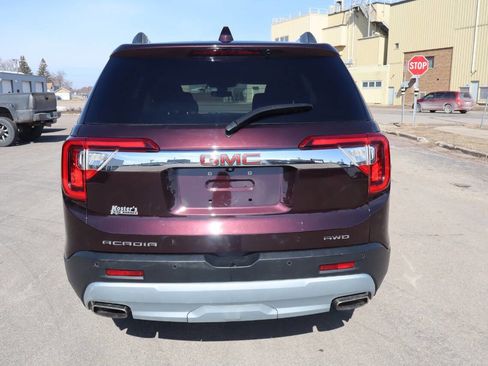 Used 2021 GMC Acadia SLE w/ Driver Convenience Package image 10