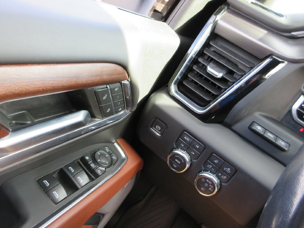 Used 2024 GMC Sierra 3500 Denali Ultimate AWD/4WD image 35