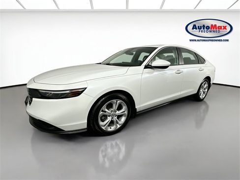 Used 2025 Honda Accord LX image 4