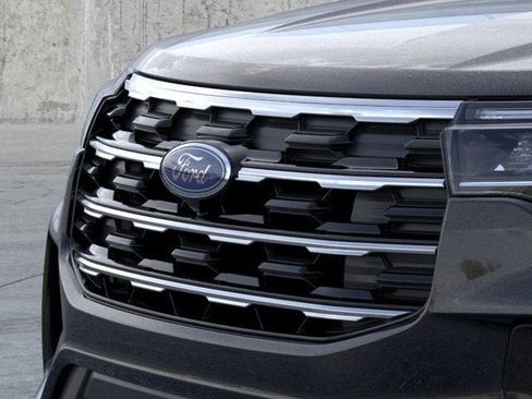 New 2026 Ford Explorer Active w/ Active Comfort Package image 17