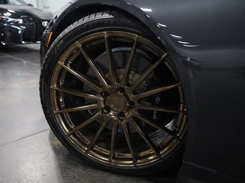 Used 2018 Lexus LC 500 Coupe w/ Sport Package RWD image 13