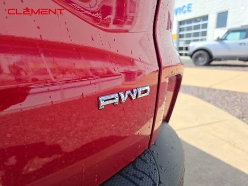 New 2025 Ford Escape ST-Line w/ Cold Weather Package image 9