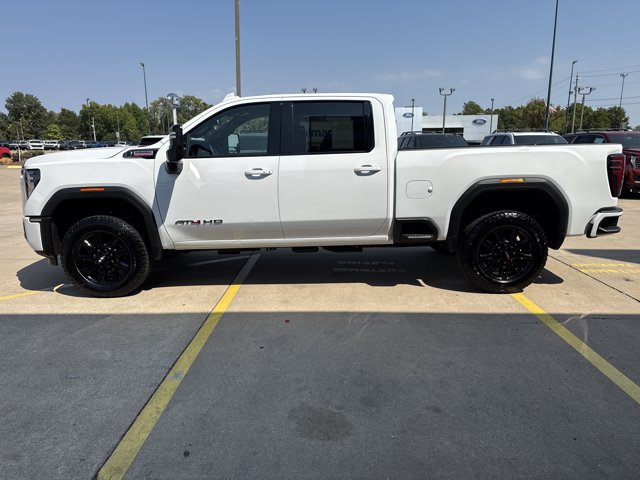 Used 2025 GMC Sierra 2500 AT4 AWD/4WD image 13