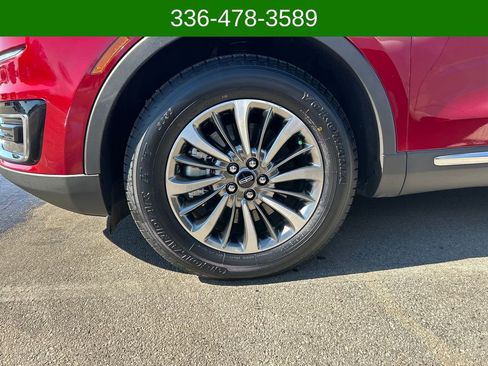 Used 2019 Lincoln Nautilus Select image 27