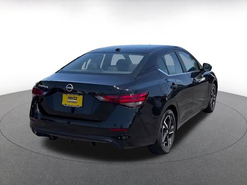 Used 2025 Nissan Sentra SV FWD image 14