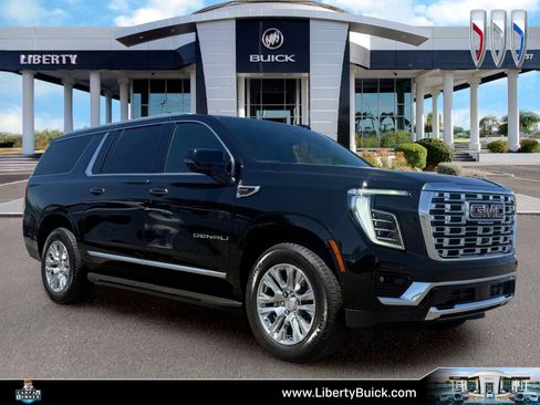 Used 2025 GMC Yukon XL Denali AWD/4WD image 1
