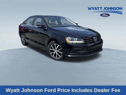 Used 2018 Volkswagen Jetta SE FWD image 1