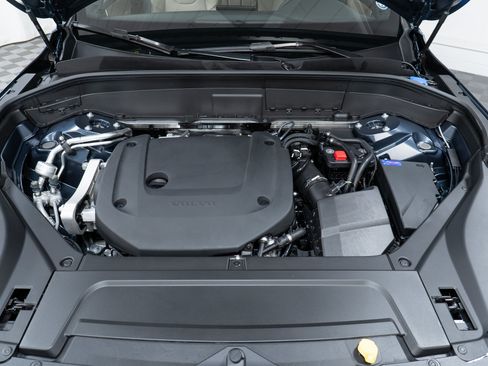 New 2026 Volvo XC90 B6 Core AWD/4WD image 9