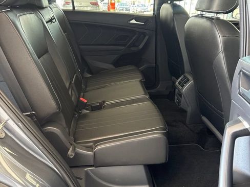 Certified 2023 Volkswagen Tiguan SE R-Line FWD image 8