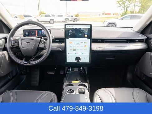 Used 2024 Ford Mustang Mach-E Premium image 30