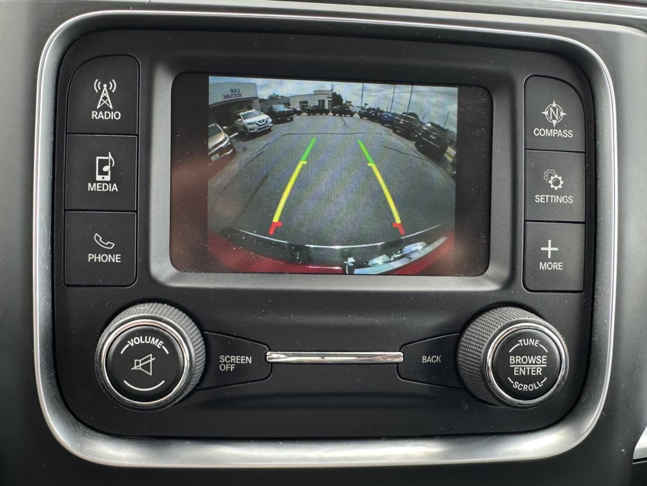Used 2020 RAM 1500 Classic SLT AWD/4WD image 60