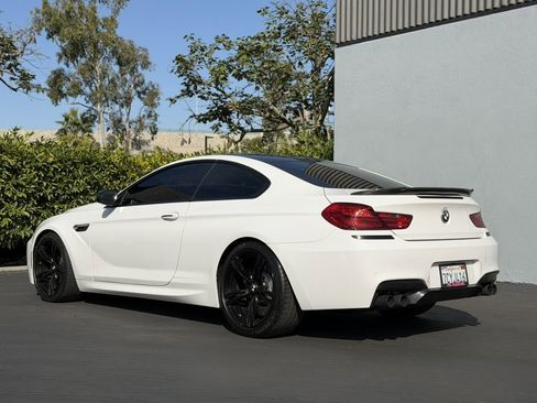 Used 2017 BMW M6 Coupe image 9
