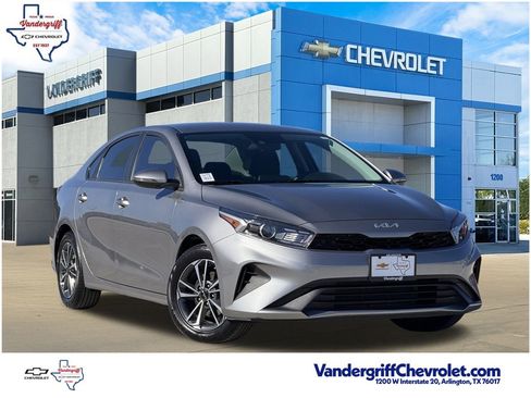 Used 2024 Kia Forte LXS w/ LXS Technology Package image 1