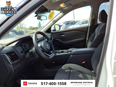 Used 2021 Nissan Rogue SV AWD/4WD image 12