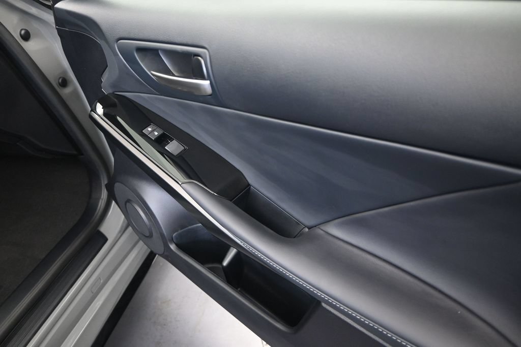 Certified 2025 Lexus IS 350 F Sport RWD image 23