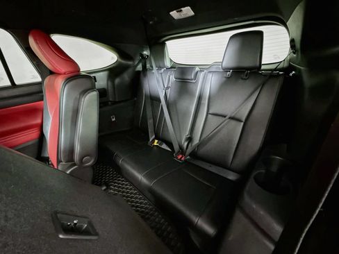 Used 2022 Toyota Highlander XSE AWD/4WD image 29
