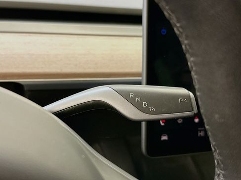 Used 2023 Tesla Model 3 Standard Range image 25