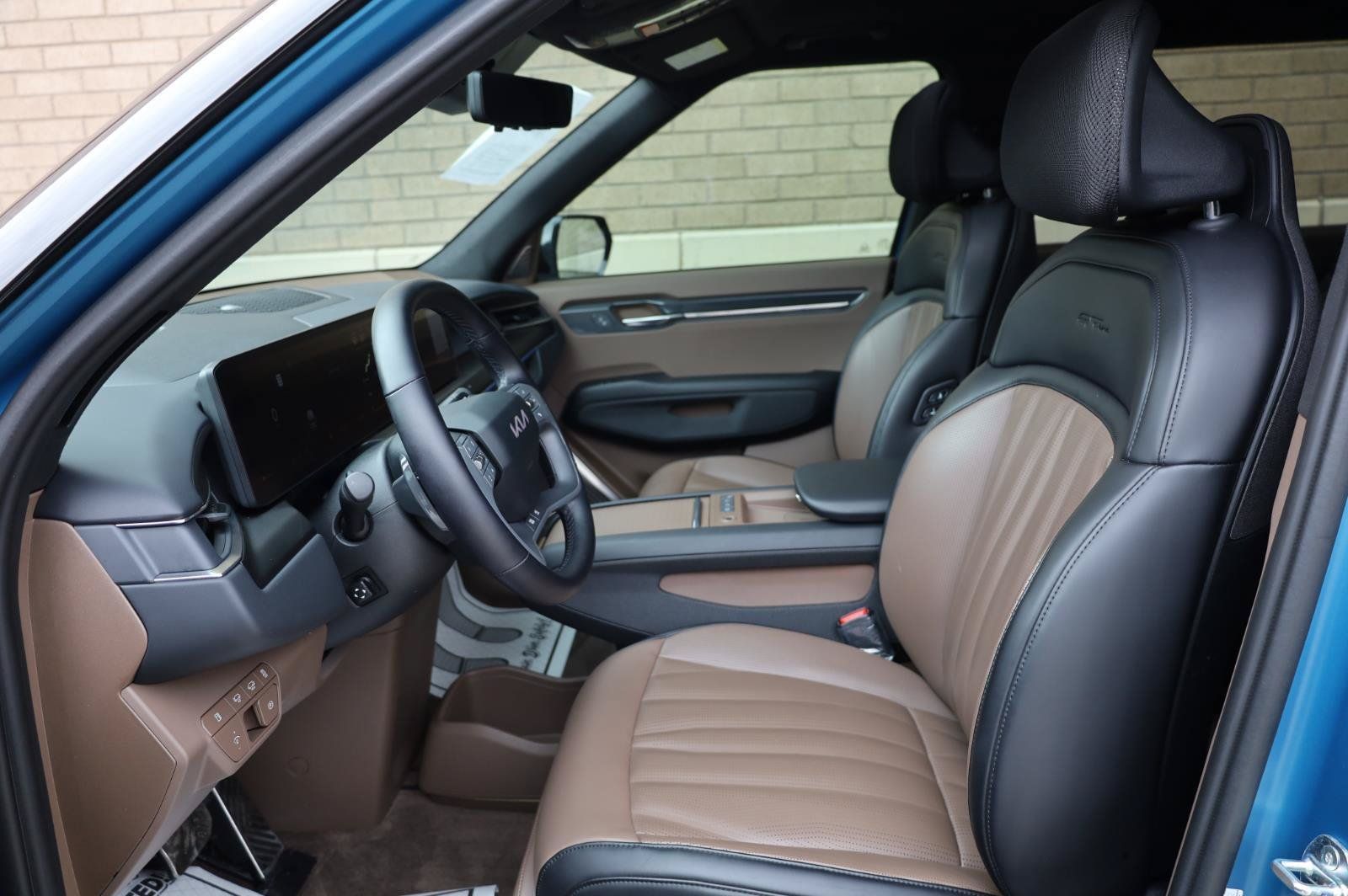 Used 2024 Kia EV9 GT-Line AWD/4WD image 17