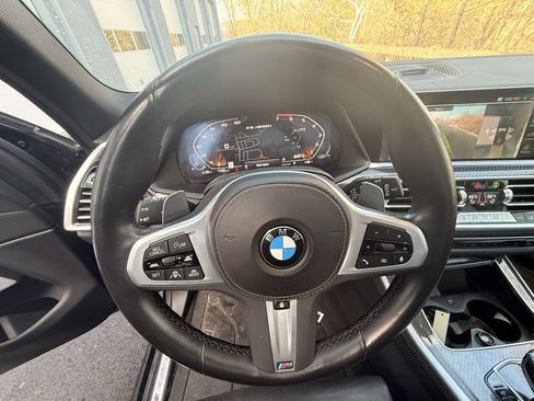 Used 2023 BMW X5 M50i w/ Executive Package image 18