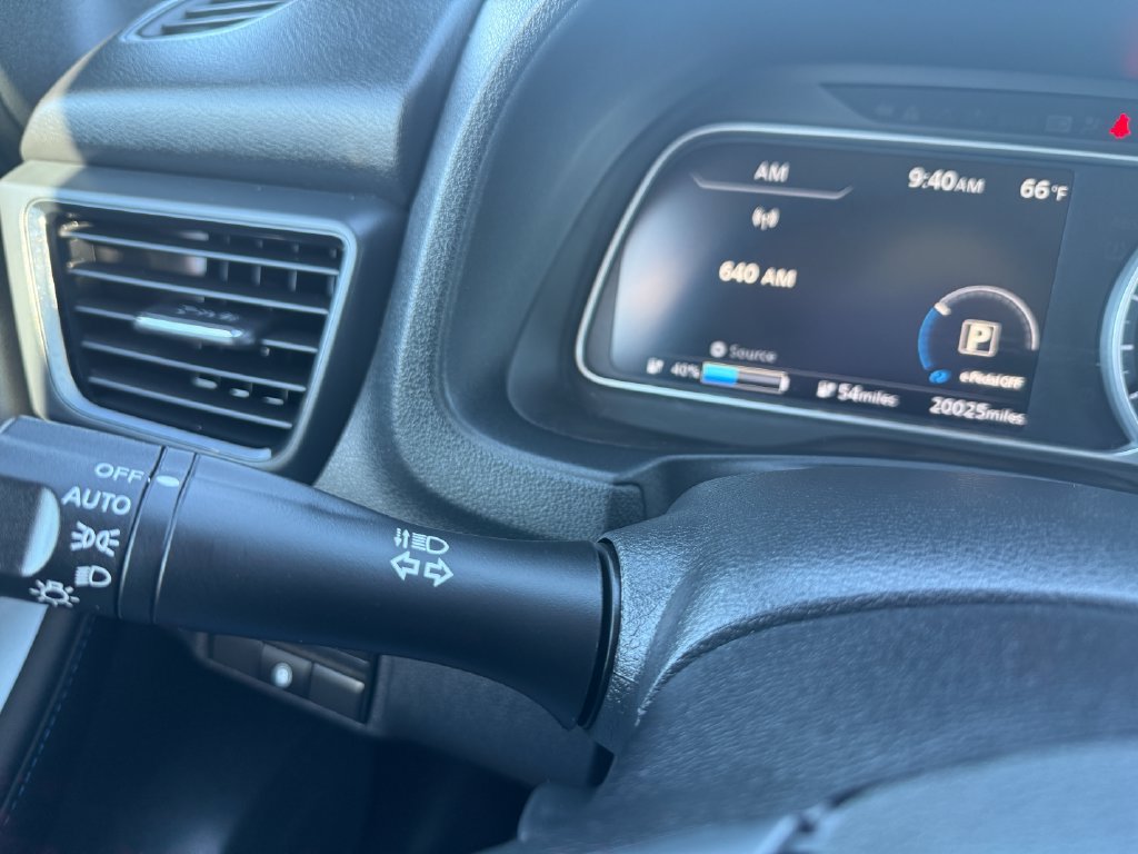 Used 2024 Nissan Leaf S FWD image 24