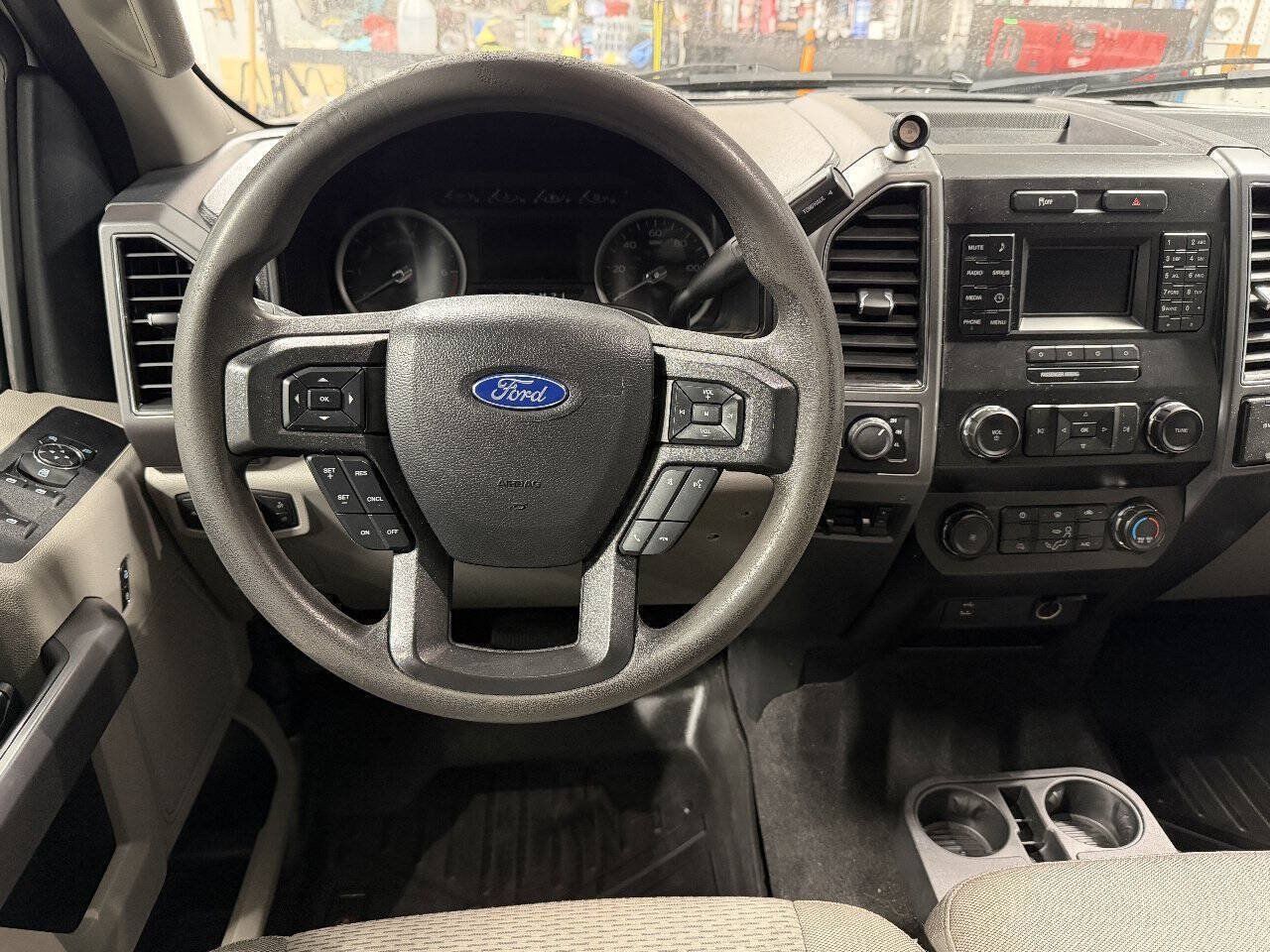 Used 2019 Ford F250 XLT w/ Snow Plow Prep Package AWD/4WD image 26