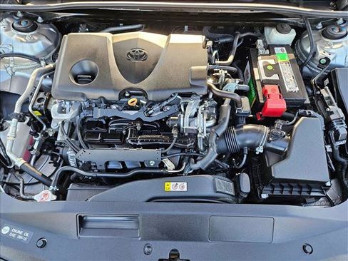 Used 2019 Toyota Camry XSE FWD image 21