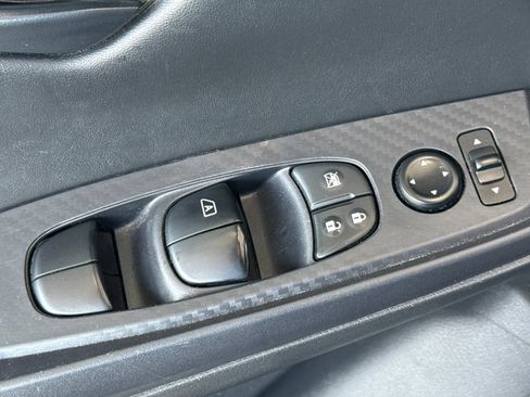 Used 2024 Nissan Sentra S FWD image 18