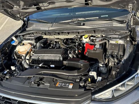 Used 2024 Ford Escape ST-Line image 13