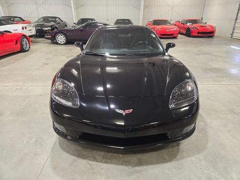 Used 2005 Chevrolet Corvette Coupe w/ Preferred Equipment Group image 8