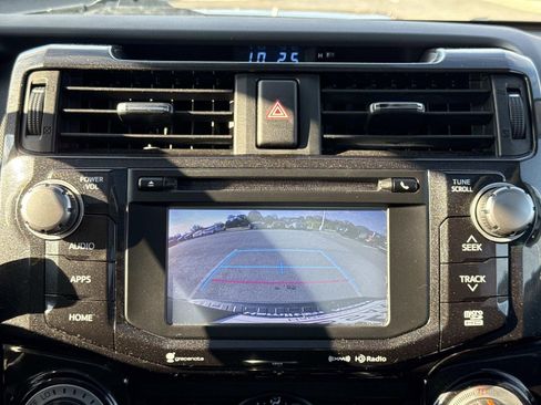 Used 2019 Toyota 4Runner TRD Off-Road Premium image 11