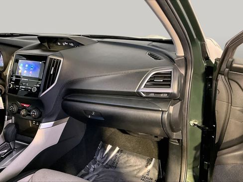 Used 2023 Subaru Forester AWD/4WD image 17