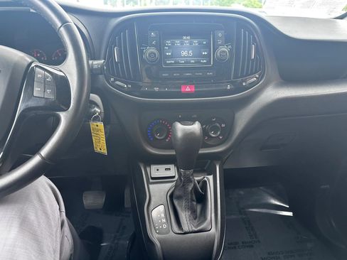 Used 2017 RAM ProMaster City Tradesman w/ Rear Back-up Camera Group FWD image 16