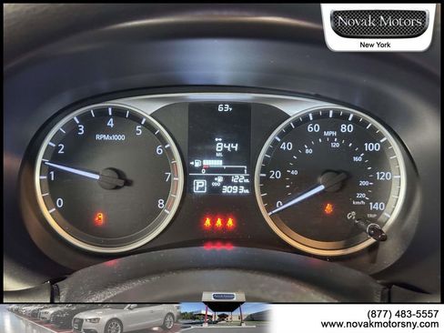 Used 2024 Nissan Kicks S FWD image 21