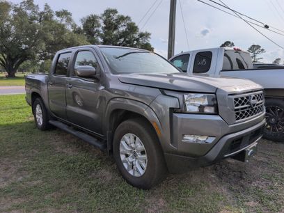 Used 2022 Nissan Frontier SV