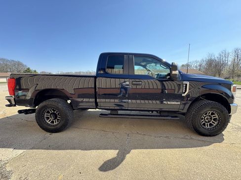 Used 2022 Ford F250 XL w/ STX Appearance Package image 8