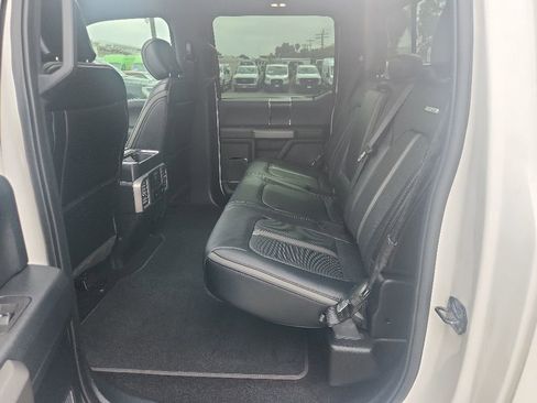 Used 2019 Ford F150 Platinum w/ Equipment Group 701A Luxury AWD/4WD image 27