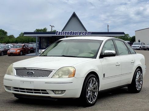 Used 2005 Ford Five Hundred Limited image 1
