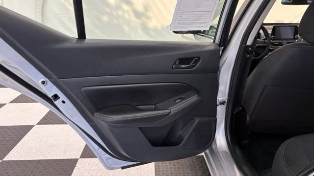 Used 2025 Nissan Altima 2.5 SV FWD image 17