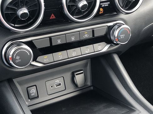 New 2025 Nissan Sentra S image 30