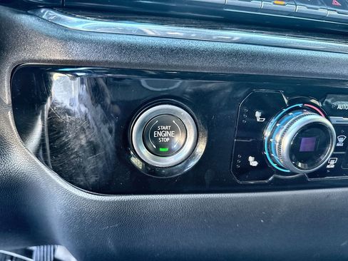 Used 2022 GMC Sierra 1500 Elevation w/ LPO, Elevation Black Package image 17