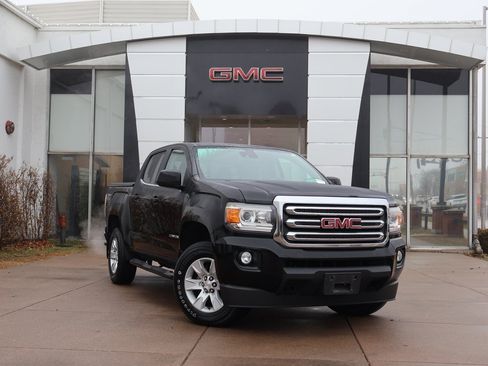 Used 2016 GMC Canyon SLE w/ SLE Convenience Package image 1