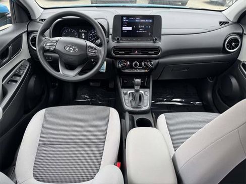 Used 2023 Hyundai Kona SE w/ Cargo Package image 13