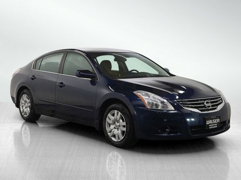 Used 2010 Nissan Altima 2.5 S image 8