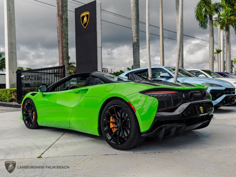Used 2025 McLaren Artura Spider RWD image 4