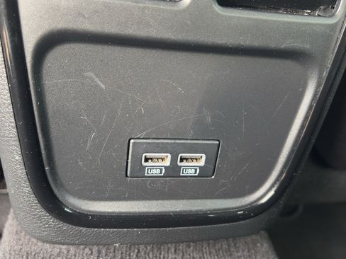 Used 2023 Chrysler 300 S RWD image 13