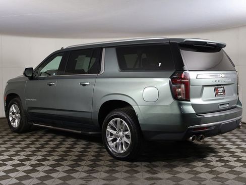 Used 2023 Chevrolet Suburban Premier image 11