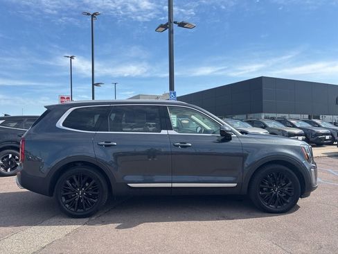 Used 2020 Kia Telluride SX w/ SX Prestige Package AWD/4WD image 4